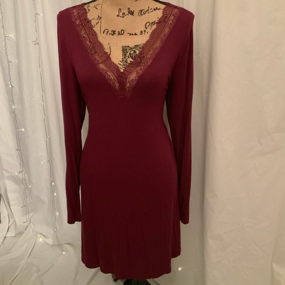 Express Dresses & Skirts - Burgundy dress